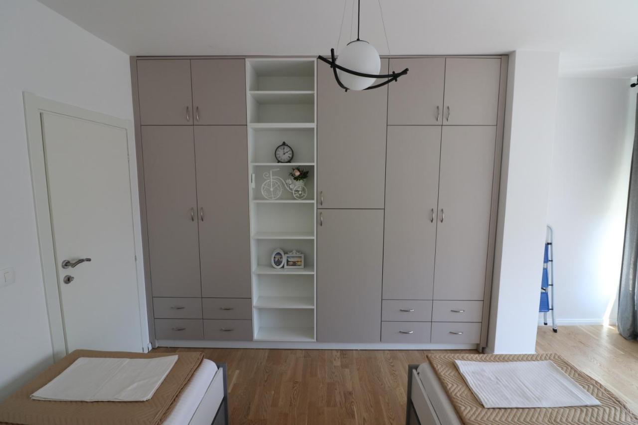 Apartment Sandrita Kotor Bagian luar foto