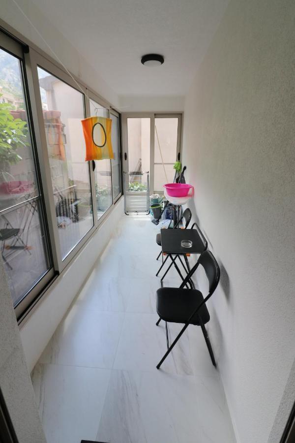 Apartment Sandrita Kotor Bagian luar foto