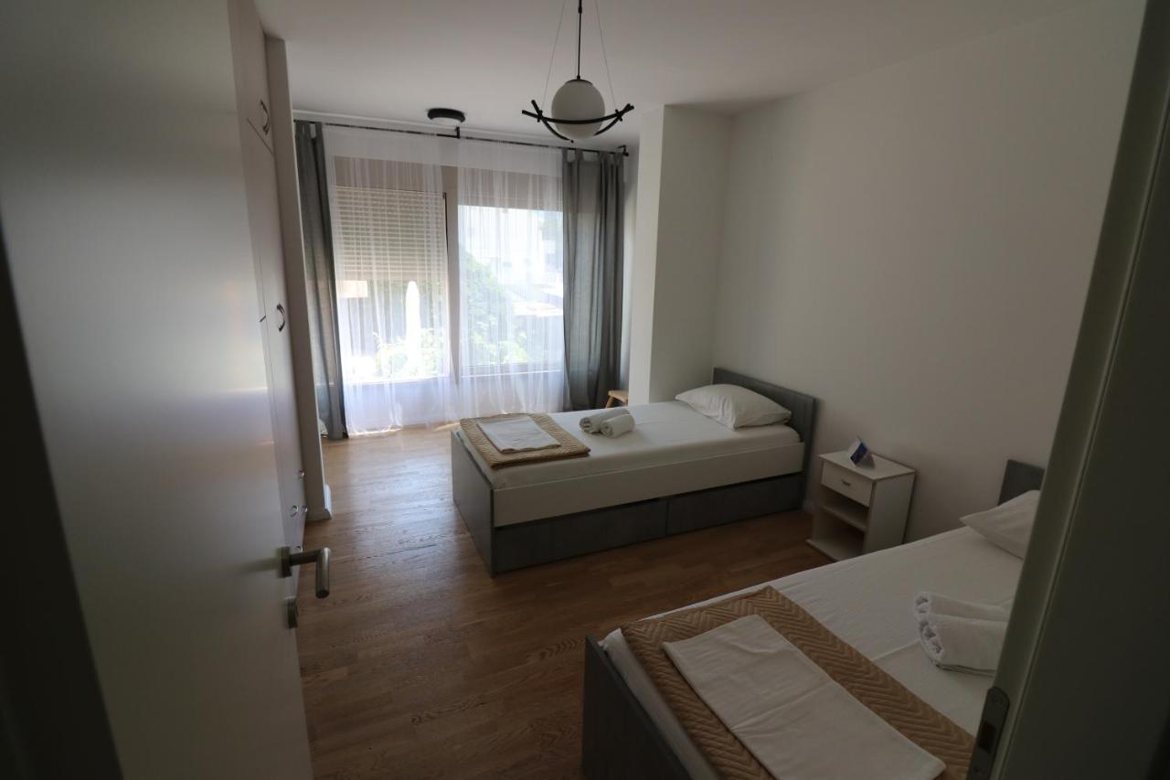 Apartment Sandrita Kotor Bagian luar foto